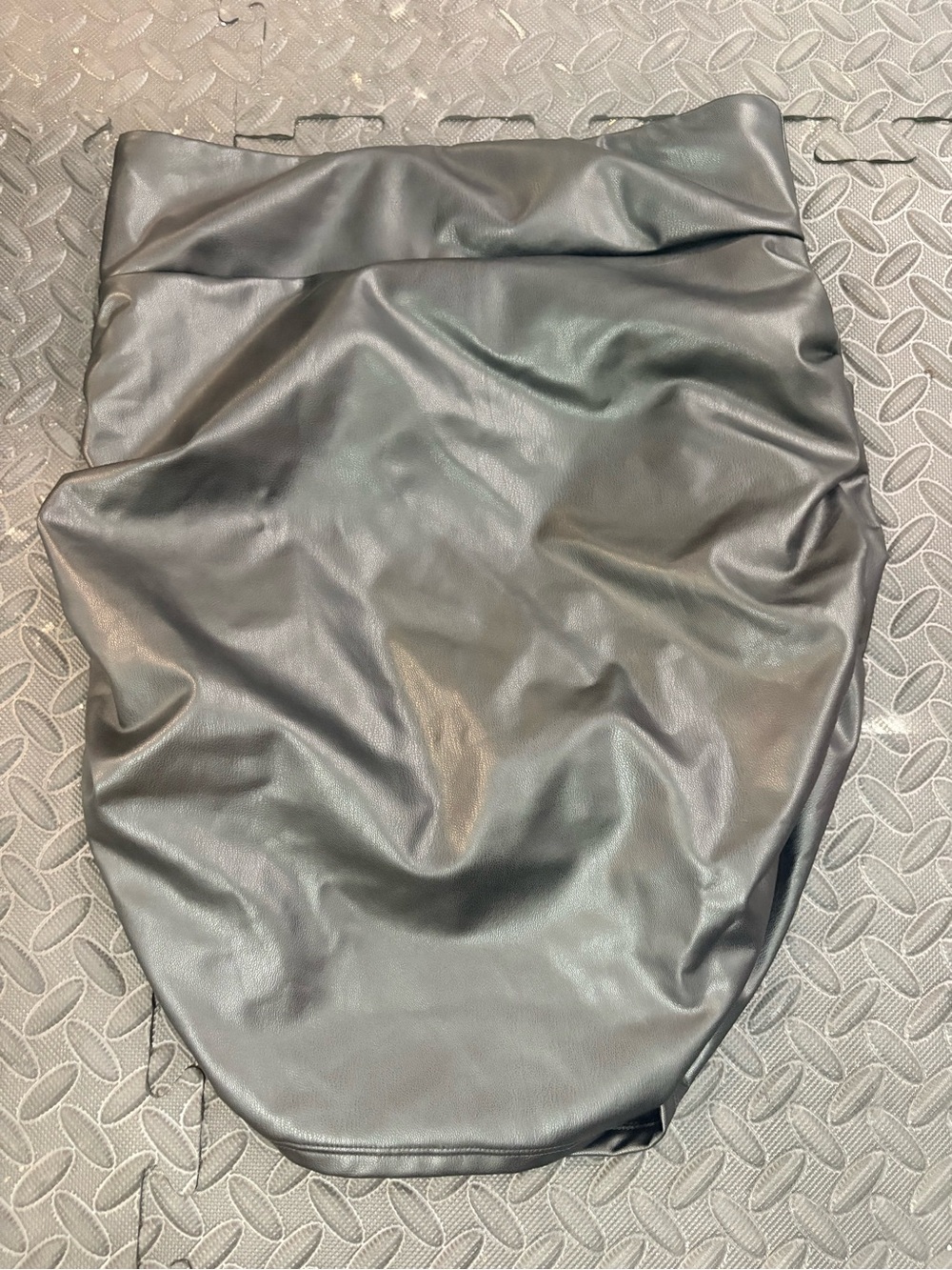 HALARA Black Faux Leather Pencil Skirt